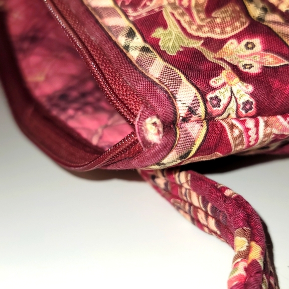 VERA BRADLEY Small Tote in Picadilly Plum Paisley Cranberry - Picture 7 of 7